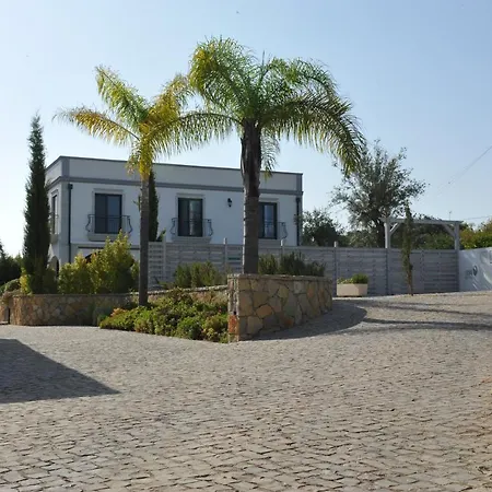לינה וארוחת בוקר Bem Bom סאו בראס דה אלפורטל